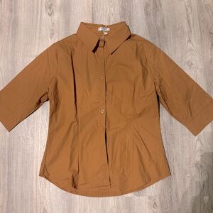 Hotouch button down shirt in M